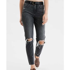 ❗️SOLD❗️AE Ripped jeans